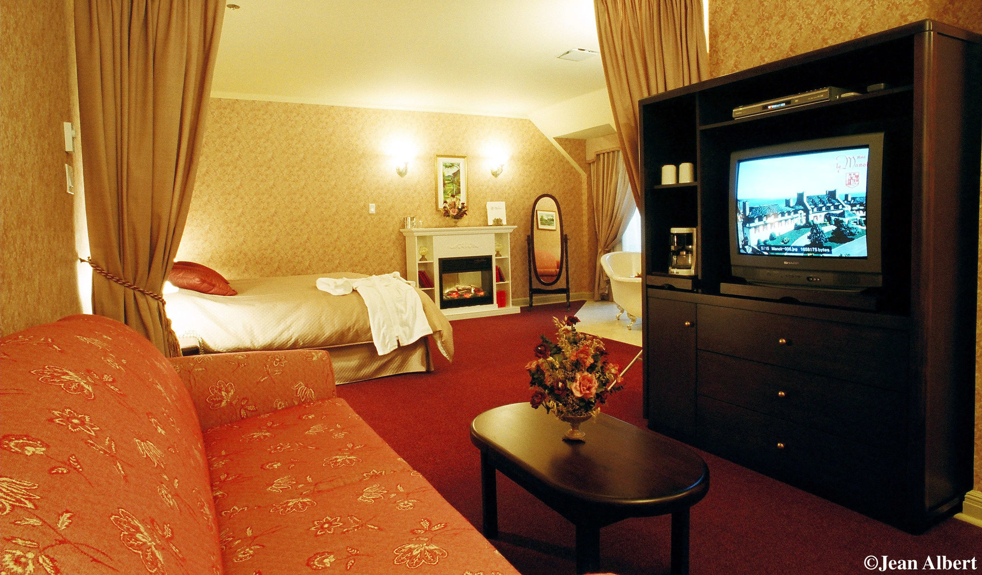 Hotel Le Manoir Baie-Comeau Esterno foto