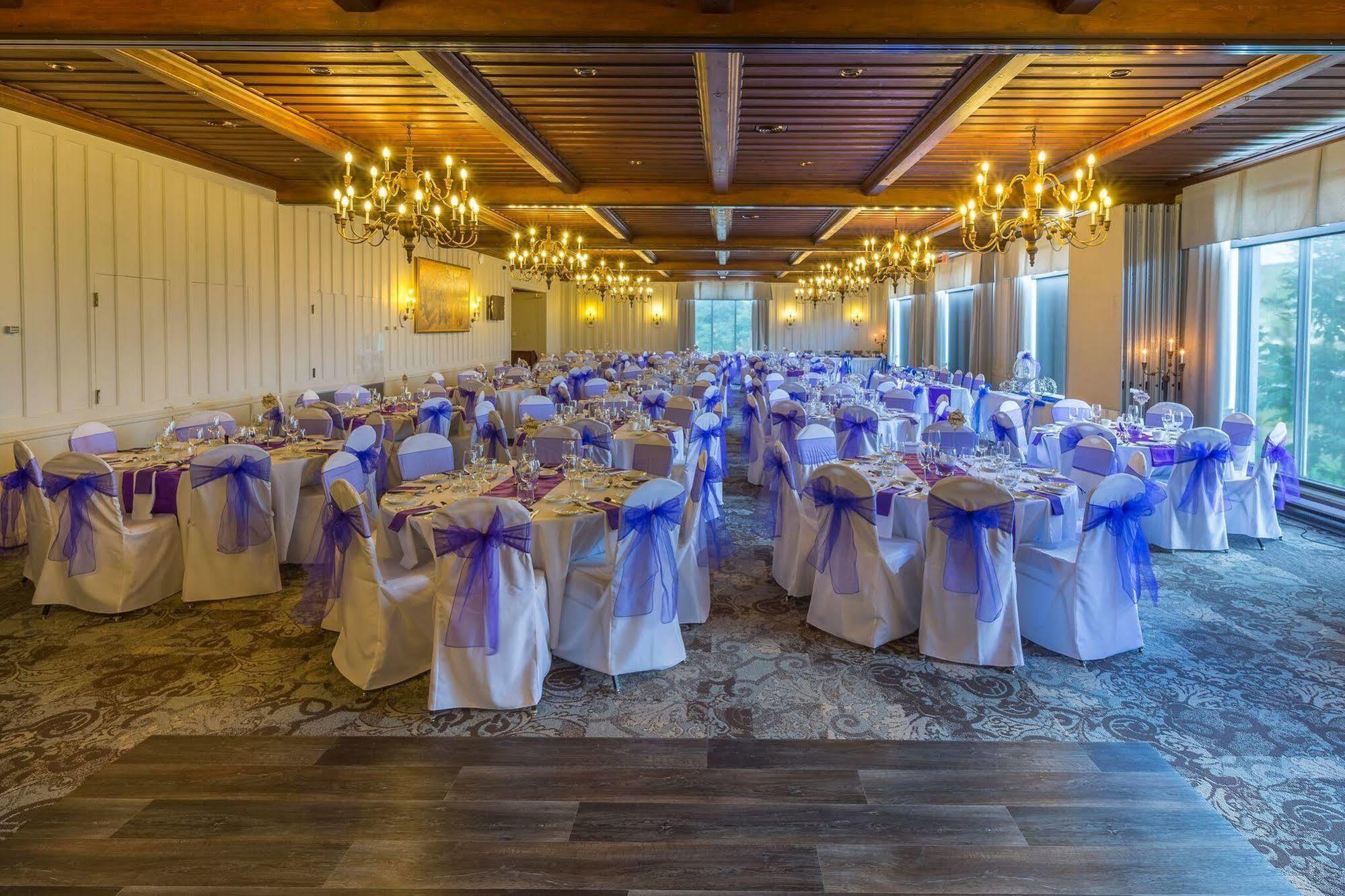 Hotel Le Manoir Baie-Comeau Esterno foto